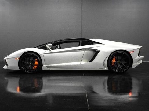 Used 2014 Lamborghini Aventador LP 700-4 AWD/4WD image 6