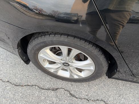 Used 2013 Hyundai Sonata Limited w/ Premium Pkg image 24