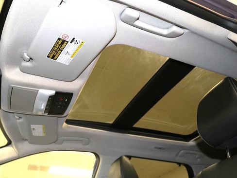 Used 2021 Nissan Rogue SL image 83