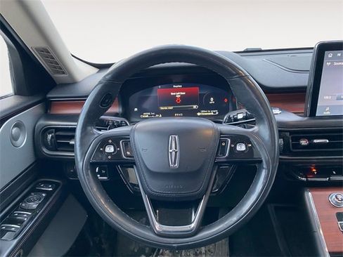 Used 2022 Lincoln Aviator Reserve w/ Equipment Group 201A image 12