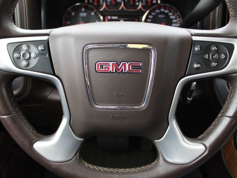 Used 2014 GMC Sierra 1500 SLT w/ Driver Alert Package image 16