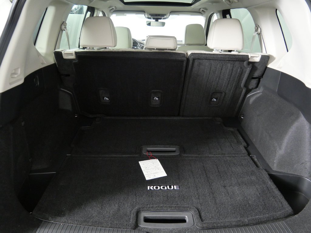 Used 2023 Nissan Rogue SL w/ SL Premium Package AWD/4WD image 17