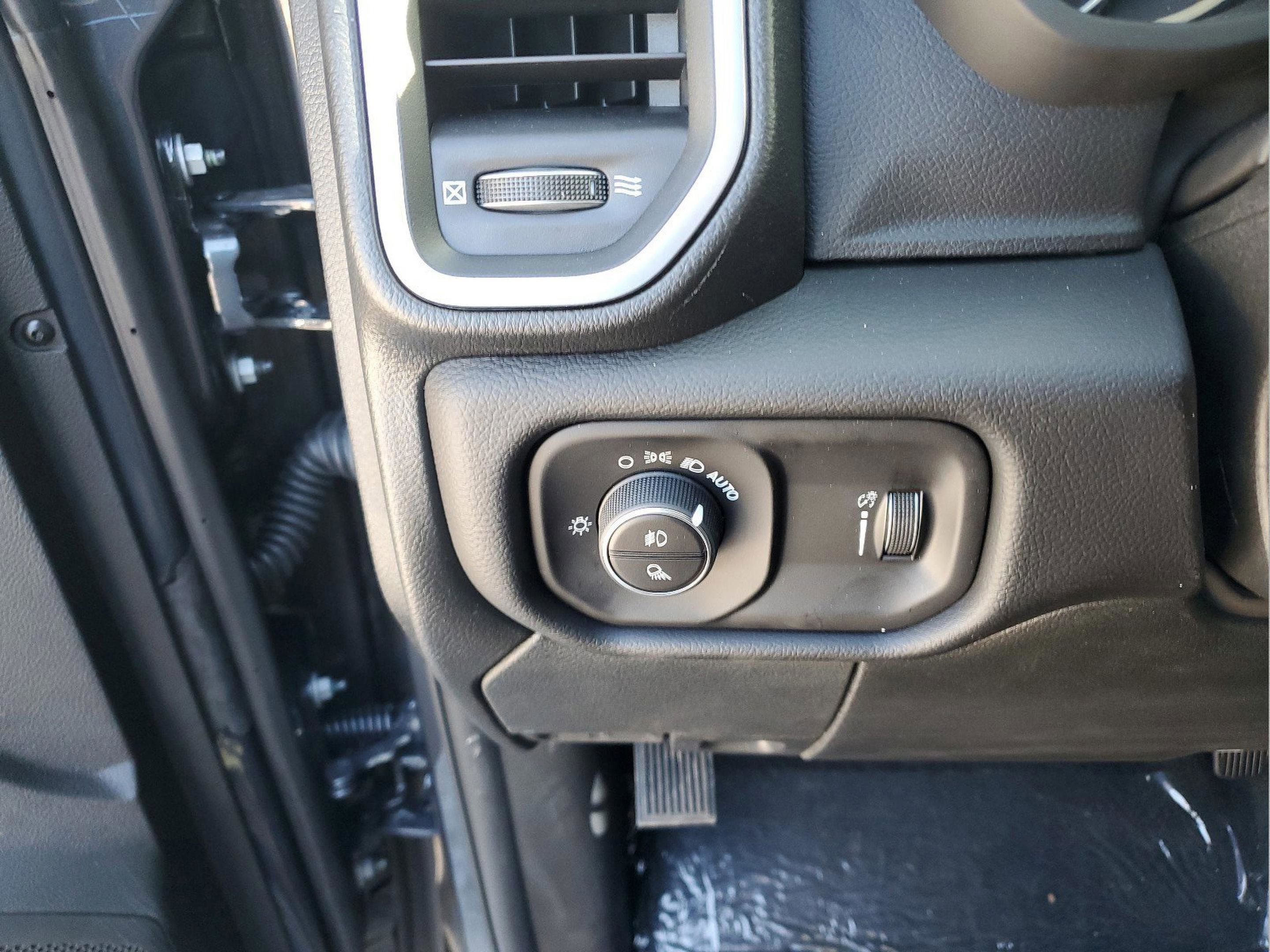 New 2026 RAM 2500 Big Horn RWD image 9