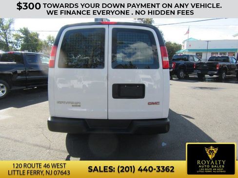 Used 2015 GMC Savana 2500 image 13
