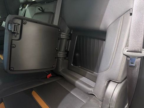 Used 2024 GMC Sierra 2500 AT4 w/ AT4 Premium Plus Package image 25