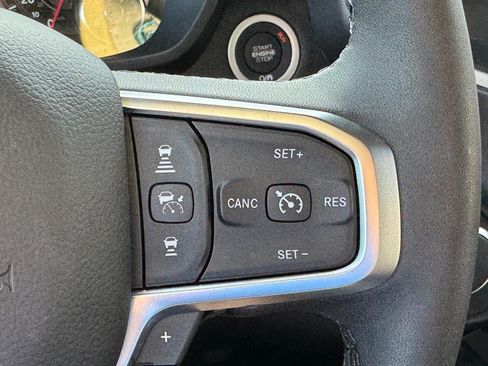 Used 2025 RAM 1500 Big Horn AWD/4WD image 21