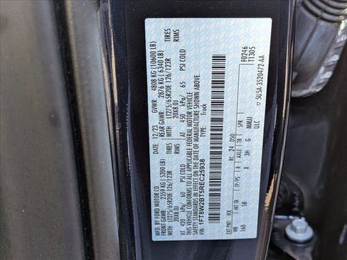 Used 2024 Ford F250 Lariat w/ Lariat Ultimate Package image 25