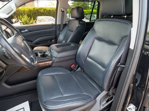 Used 2019 Chevrolet Tahoe LS w/ Enhanced Driver Alert Package AWD/4WD image 22