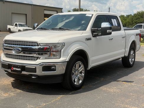 Used 2019 Ford F150 Lariat w/ Equipment Group 502A Luxury AWD/4WD image 3