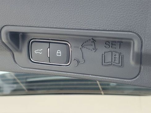 New 2026 Ford Explorer Active w/ Active Comfort Package image 9