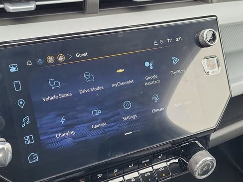 New 2027 Chevrolet Bolt LT w/ Comfort Package image 26