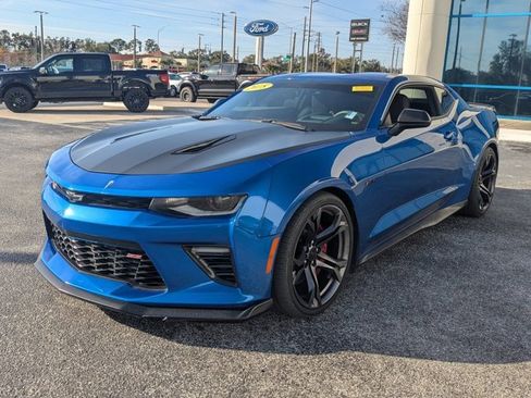Used 2018 Chevrolet Camaro SS image 34