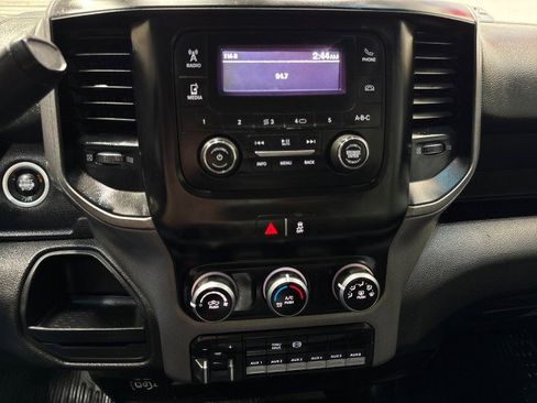 Used 2019 RAM 3500 Tradesman w/ Chrome Appearance Group image 18