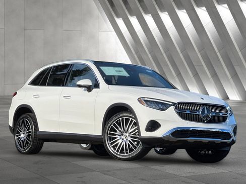 New 2026 Mercedes-Benz GLC 300 4MATIC image 2