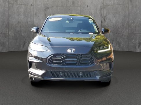 Certified 2025 Honda HR-V Sport image 2