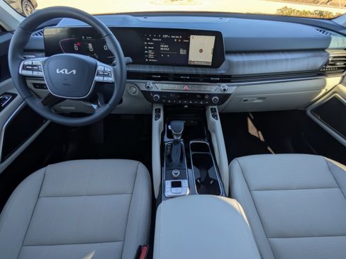 New 2025 Kia Telluride EX image 17