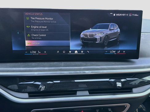 Used 2024 BMW X5 xDrive50e w/ M Sport Package AWD/4WD image 30