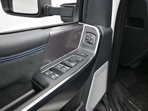 New 2026 Ford F350 Platinum w/ FX4 Off-Road Package AWD/4WD image 22