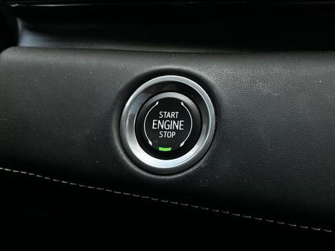 Used 2023 Cadillac Escalade Premium Luxury Platinum w/ LPO, Radiant Package AWD/4WD image 23