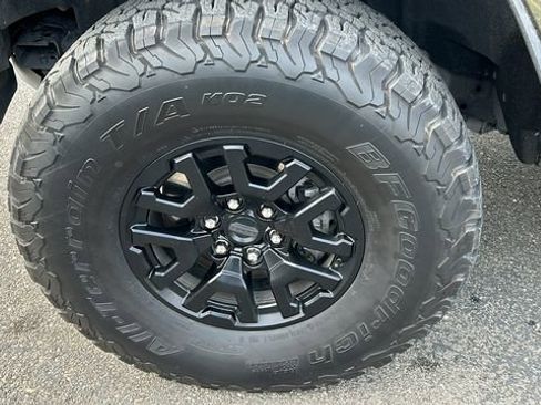 Certified 2024 Ford Bronco Raptor w/ Interior Carbon Fiber Pack 6 image 6