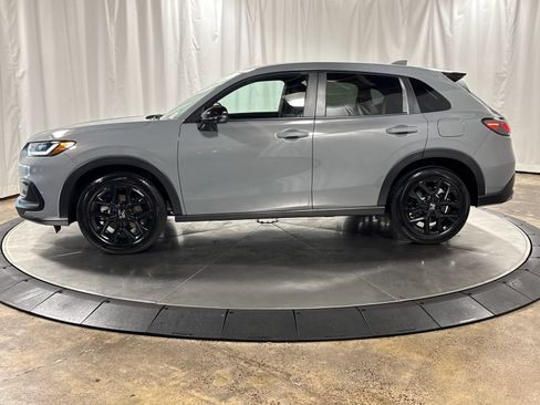 Used 2025 Honda HR-V Sport image 6