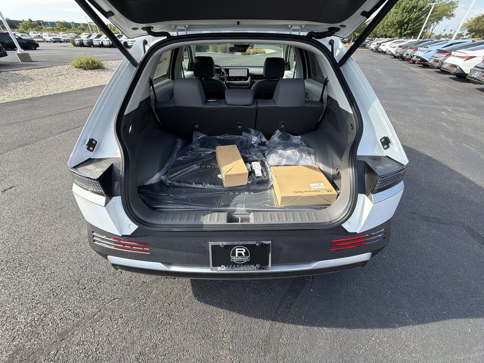New 2026 Hyundai Ioniq 5 SEL AWD/4WD image 23