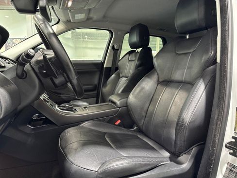 Used 2018 Land Rover Range Rover Evoque AWD/4WD image 15