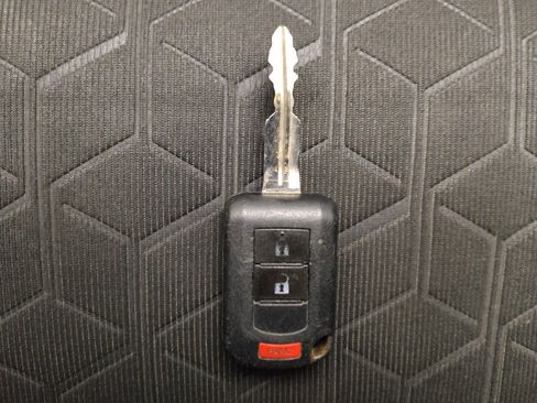 Used 2024 Mitsubishi Outlander Sport AWD image 32