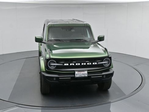 Certified 2025 Ford Bronco Outer Banks AWD/4WD image 40