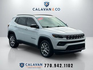 Used 2023 Jeep Compass Latitude w/ Sun and Sound Group AWD/4WD video 1