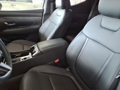 Certified 2025 Hyundai Santa Cruz SEL image 10