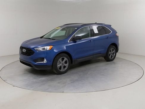 Certified 2022 Ford Edge SEL w/ Sport Appearance Package AWD/4WD image 19