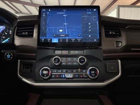Used 2024 Ford Expedition Limited AWD/4WD image 20