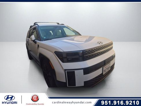 Used 2025 Hyundai Santa Fe Calligraphy FWD image 1