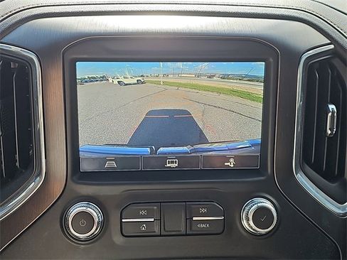 Used 2021 GMC Sierra 1500 AT4 w/ Driver Alert Package I image 12