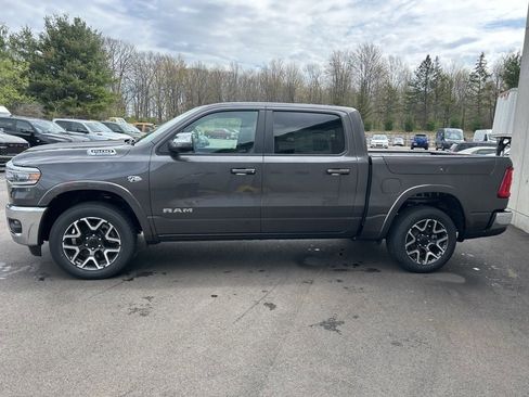New 2026 RAM 1500 Laramie AWD/4WD image 3