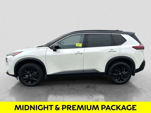 Used 2023 Nissan Rogue SV w/ SV Premium B Package AWD/4WD image 2
