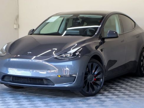 Used 2022 Tesla Model Y Performance AWD/4WD image 6