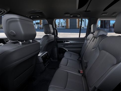 New 2026 Jeep Grand Wagoneer 4WD image 23