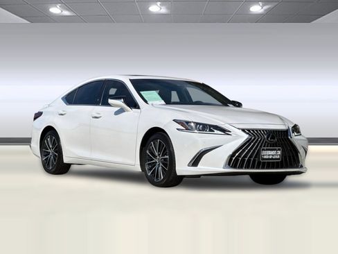 Used 2025 Lexus ES 300h w/ Premium Package FWD image 6