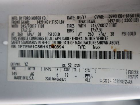 Used 2017 Ford F150 XL w/ Equipment Group 101A Mid image 4