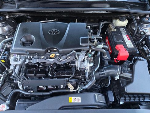 Used 2018 Toyota Camry SE FWD image 22