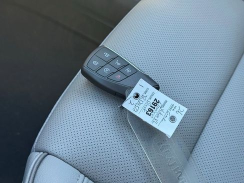 New 2026 GMC Yukon XL Elevation w/ LPO, Elevation Black Package image 34