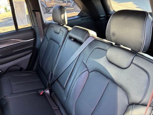 New 2025 Jeep Grand Cherokee Overland w/ Luxury Tech Group IV image 17