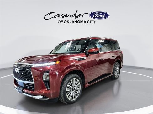 Used 2025 INFINITI QX80 Sensory image 4