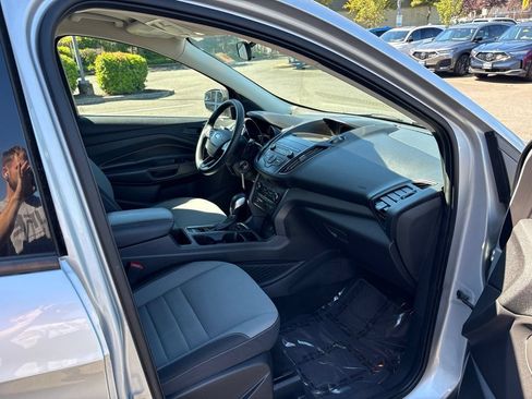 Used 2019 Ford Escape S FWD image 23