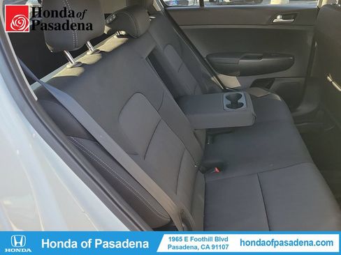 Used 2022 Kia Sportage LX AWD/4WD image 24
