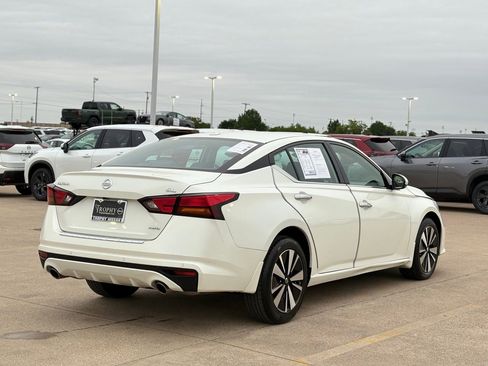 Certified 2022 Nissan Altima 2.5 SL AWD/4WD image 8