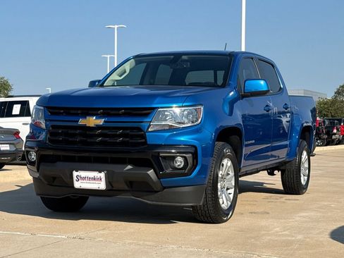 Used 2022 Chevrolet Colorado LT w/ LT Convenience Package RWD image 3