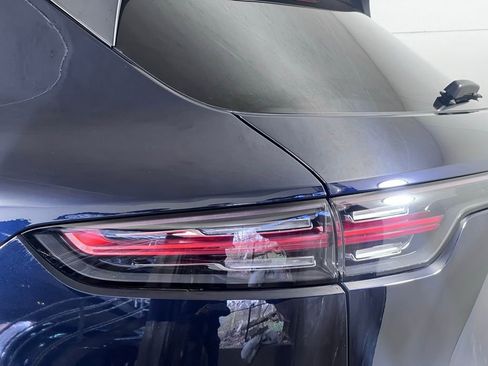 Certified 2023 Porsche Cayenne image 16